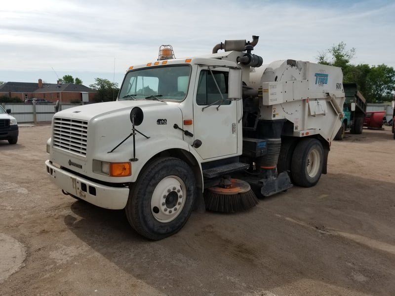 1994 Tymco 600 Street Sweeper Featured Image