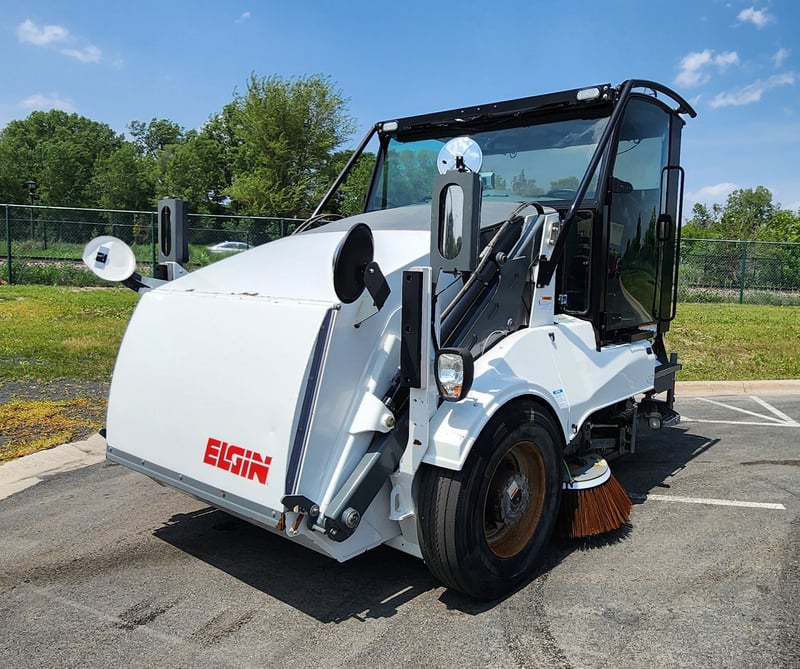 2014 Elgin Pelican NP Street Sweeper  Featured Image