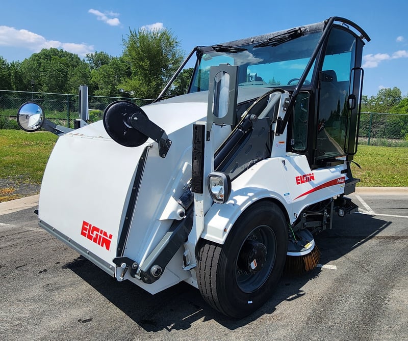 2015 Elgin Pelican NP Street Sweeper Featured Image