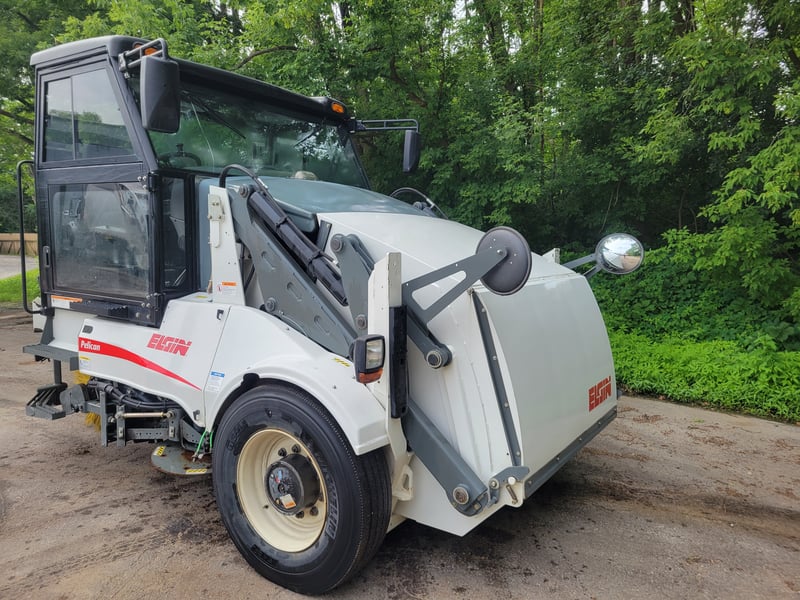 2009 Elgin Pelican NP Street Sweeper Featured Image