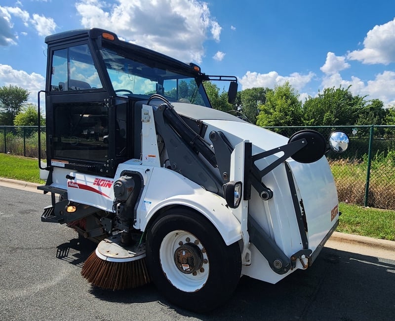2010 Elgin Pelican NS Street Sweeper Featured Image