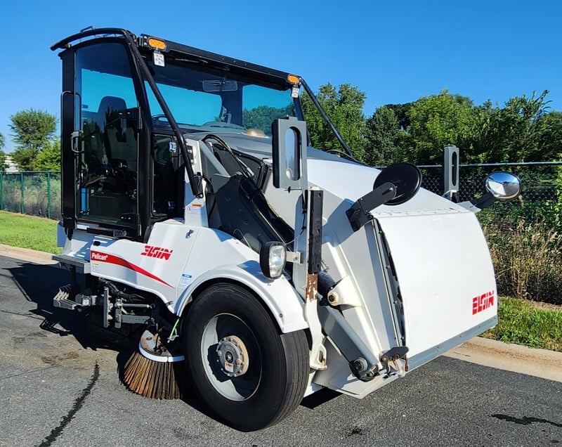 2015 Elgin Pelican NS Street Sweeper Featured Image