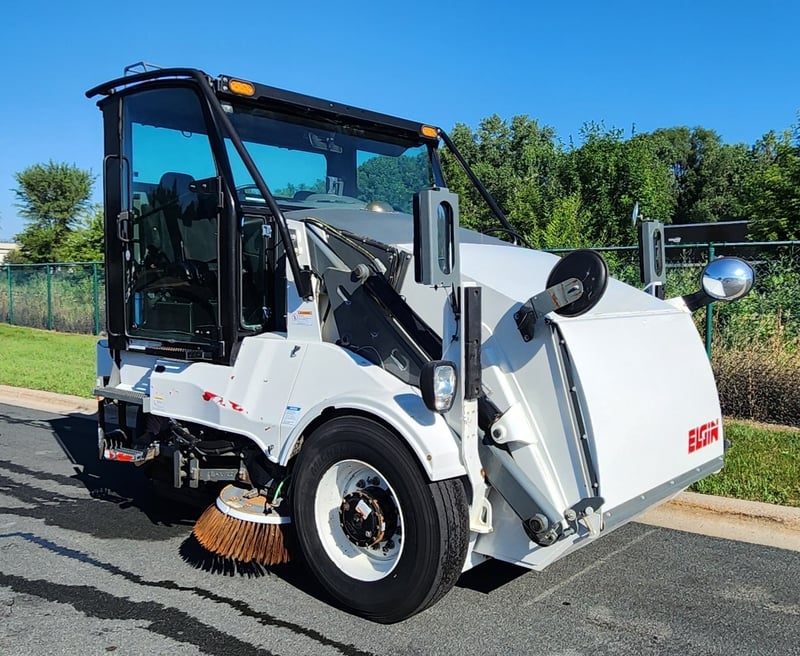 2015 Elgin Pelican NP Street Sweeper Featured Image