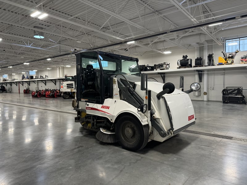 2016 Elgin Pelican NP Street Sweeper Featured Image