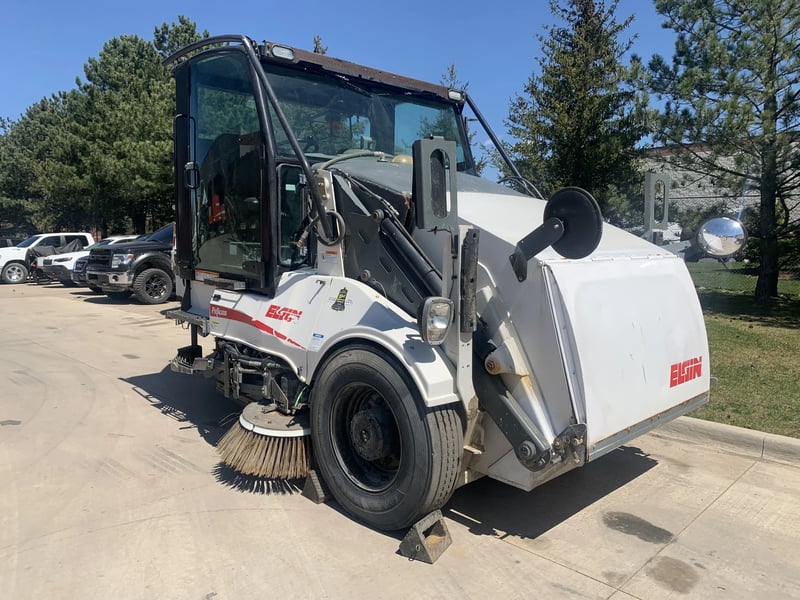 2015 Elgin Pelican Street Sweeper Featured Image