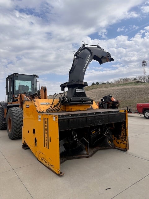 2013 Snowblast M8000 Featured Image