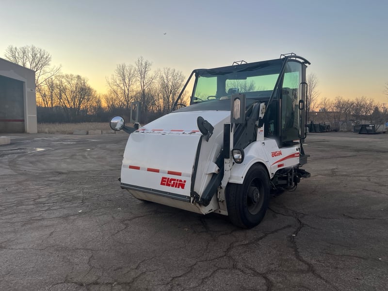 2016 Elgin Pelican NP Street Sweeper Featured Image