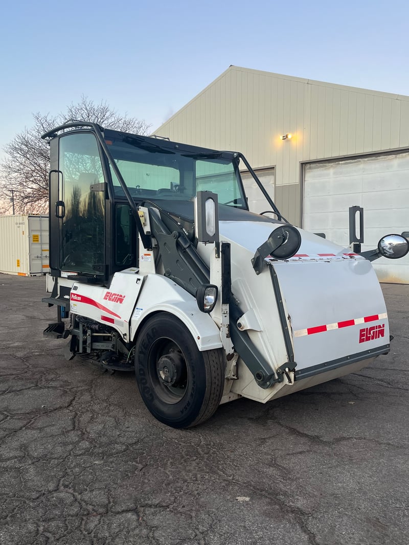 2016 Elgin Pelican NP Street Sweeper Featured Image