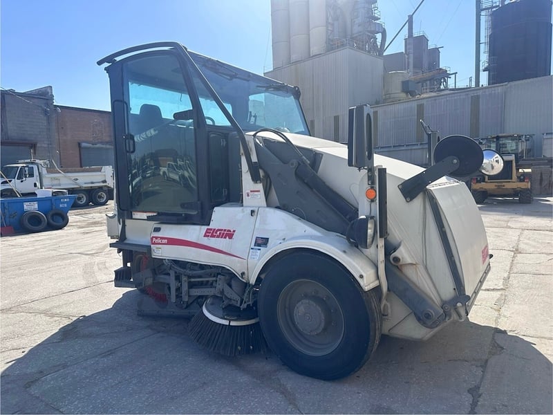 2016 Elgin Pelican NP Street Sweeper Featured Image