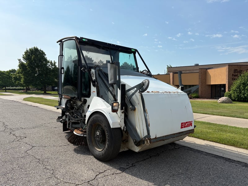 Elgin 2011 Pelican NP Street Sweeper Featured Image