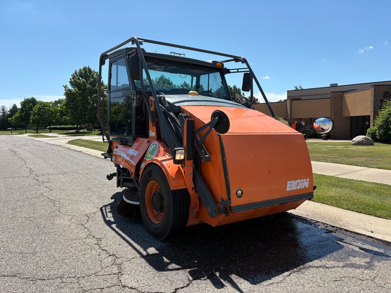 2008 Elgin Pelican Street Sweeper Featured Image