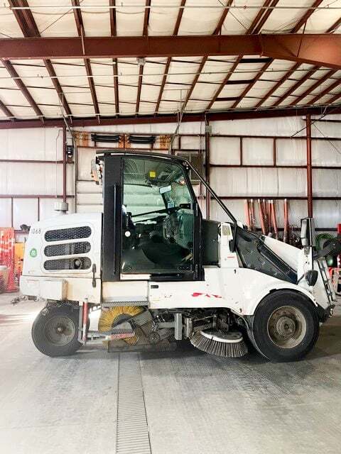 2015 Elgin Pelican NP Street Sweeper  Featured Image